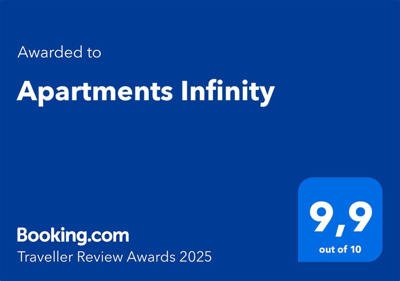 Apartments Infinity Kaštela Eksteriør billede